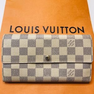 LOUIS VUITTON Damier Azur Sarah Wallet